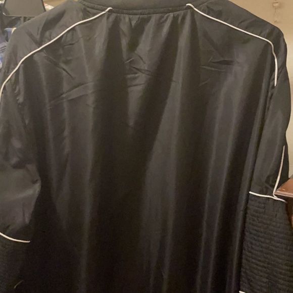 Men'sāG-NetĀ Vibrant Comic Graphic Windbreaker  | Color:Black | Size: XL - Picture 5 of 5